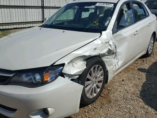 JF1GE6B69BH512161 - 2011 SUBARU IMPREZA 2. WHITE photo 9