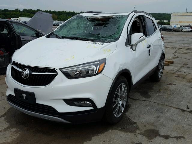 KL4CJ1SB4JB651663 - 2018 BUICK ENCORE SPO WHITE photo 2