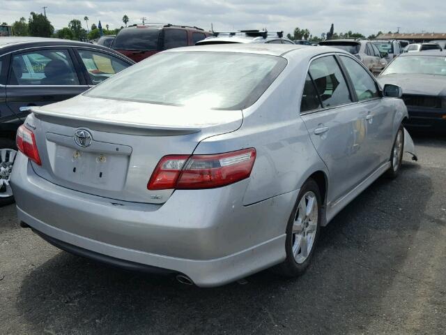 4T1BK46K97U043186 - 2007 TOYOTA CAMRY NEW SILVER photo 4