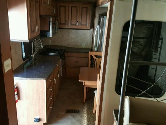 4X4FCRP26FS213233 - 2015 CEDA 5TH WHEEL TAN photo 8