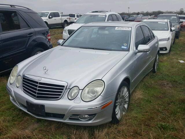 WDBUF56XX8B202831 - 2008 MERCEDES-BENZ E SILVER photo 2