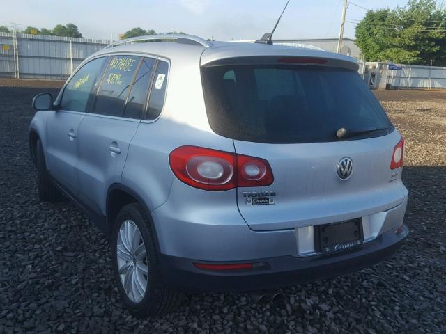 WVGBV7AX4AW516564 - 2010 VOLKSWAGEN TIGUAN SE 银色 照片 3