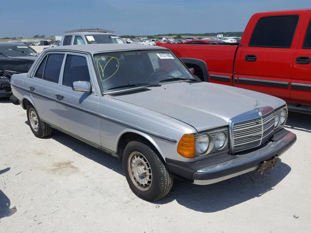 WDBAB33A3EA187657 - 1984 MERCEDES-BENZ 300 DT SILVER photo 1