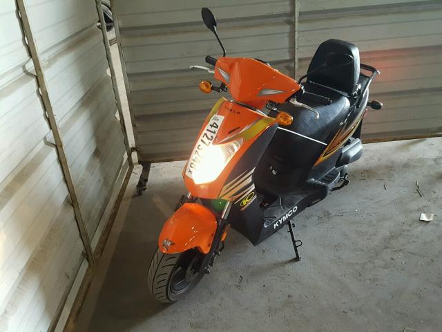 LC2U6A037HC000312 - 2017 KYMCO USA INC AGILITY 50 ORANGE photo 2