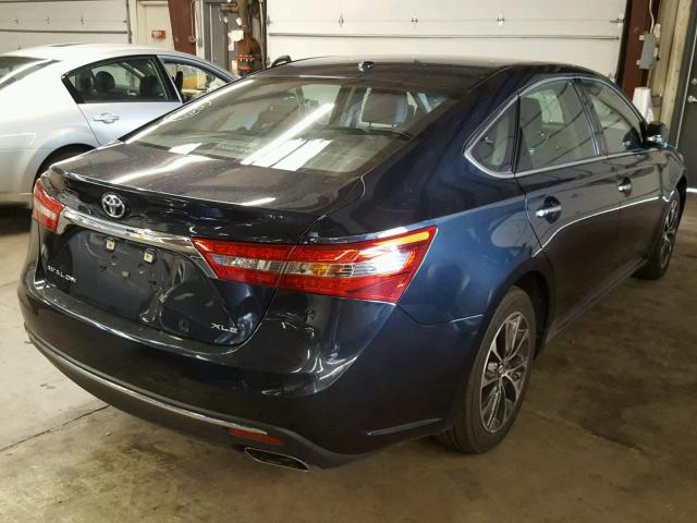 4T1BK1EB1JU284800 - 2018 TOYOTA AVALON XLE GRAY photo 4