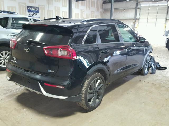 KNDCC3LC3H5072577 - 2017 KIA NIRO EX BLACK photo 4