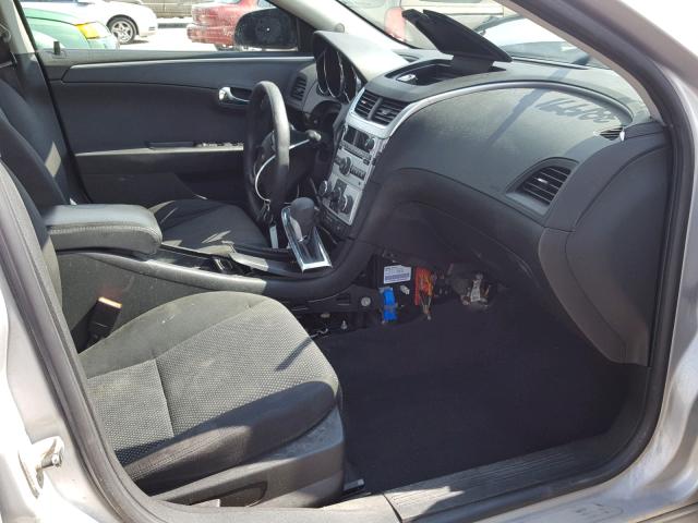 1G1ZC5E12BF381971 - 2011 CHEVROLET MALIBU 1LT 银色 照片 5