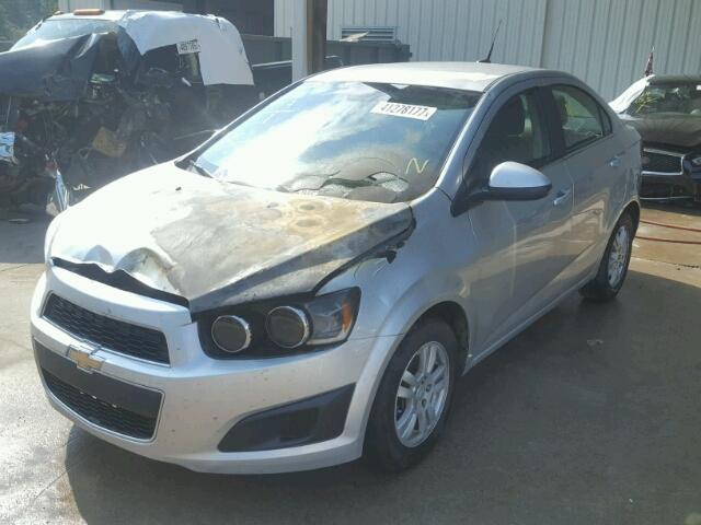 1G1JC5SH7D4102222 - 2013 CHEVROLET SONIC SILVER photo 2