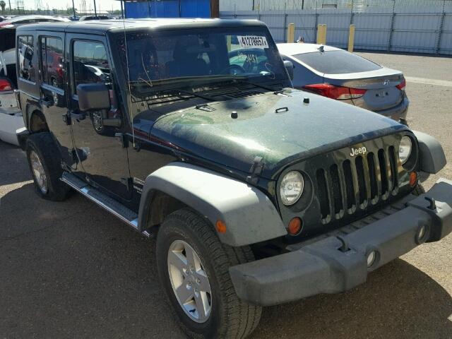 1J4BA3H10BL586182 - 2011 JEEP WRANGLER U GREEN photo 1