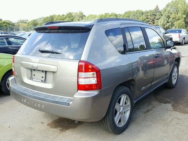 1J8FF47W67D211984 - 2007 JEEP COMPASS GOLD photo 4