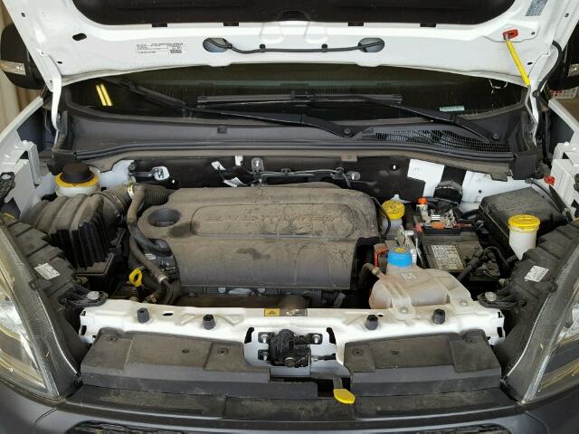 ZFBERFAT0F6A43093 - 2015 RAM PROMASTER 白色 照片 7