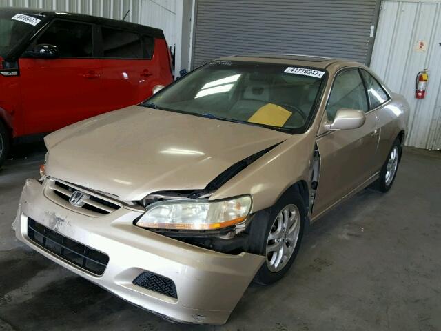 1HGCG22552A003570 - 2002 HONDA ACCORD EX GOLD photo 2