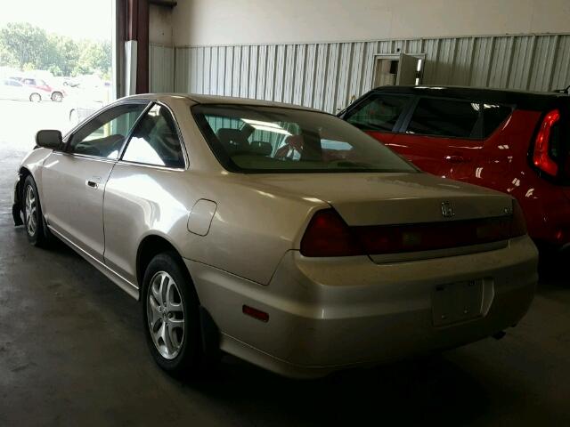 1HGCG22552A003570 - 2002 HONDA ACCORD EX GOLD photo 3