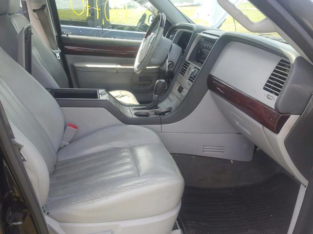 5LMEU88H25ZJ19876 - 2005 LINCOLN AVIATOR 黑色 照片 5