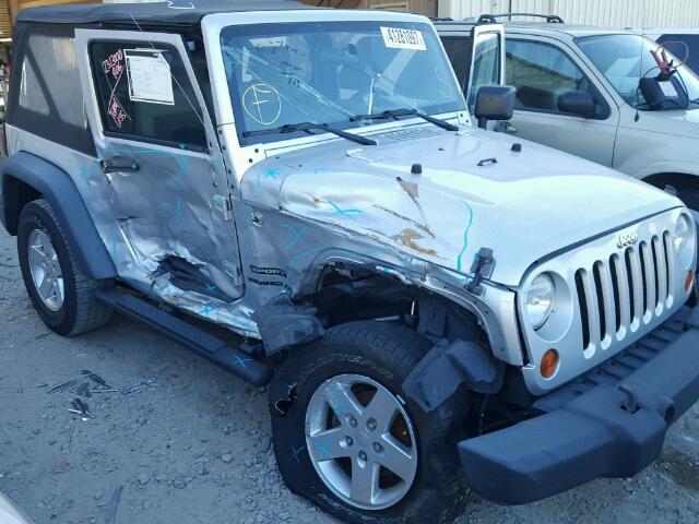 1J4AA2D1XAL175740 - 2010 JEEP WRANGLER S SILVER photo 9