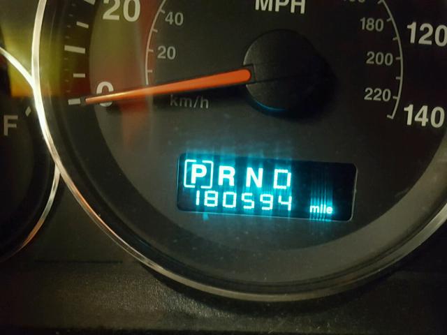 1J8HH58216C247686 - 2006 JEEP COMMANDER GRAY photo 8