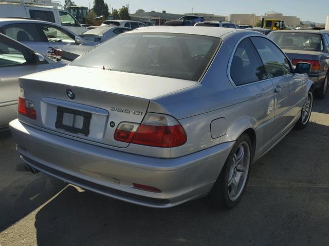 WBABN53471JU36150 - 2001 BMW 330 CI SILVER photo 4