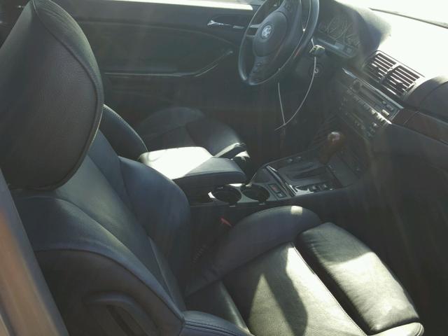 WBABN53471JU36150 - 2001 BMW 330 CI SILVER photo 5