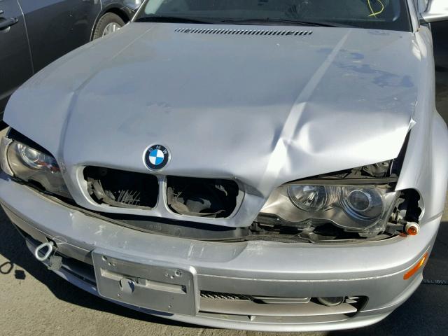 WBABN53471JU36150 - 2001 BMW 330 CI SILVER photo 9