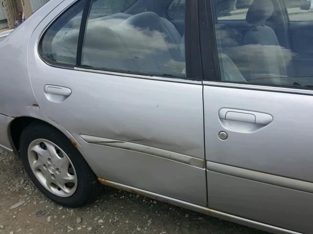 1N4DL01D1XC181988 - 1999 NISSAN ALTIMA XE SILVER photo 9