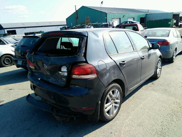 WVWNM7AJ2AW241888 - 2010 VOLKSWAGEN GOLF 蓝色 照片 4