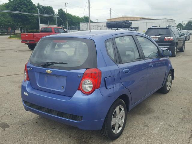 KL1TD66E39B317691 - 2009 CHEVROLET AVEO LS BLUE photo 4