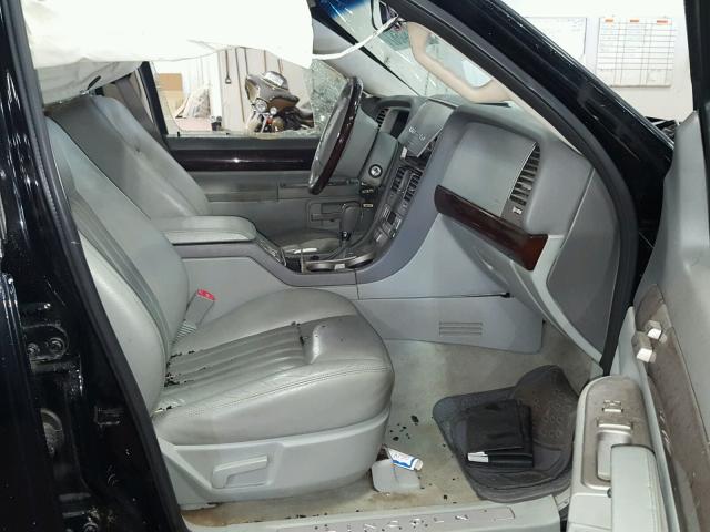 5LMEU78H03ZJ27076 - 2003 LINCOLN AVIATOR 黑色 照片 5