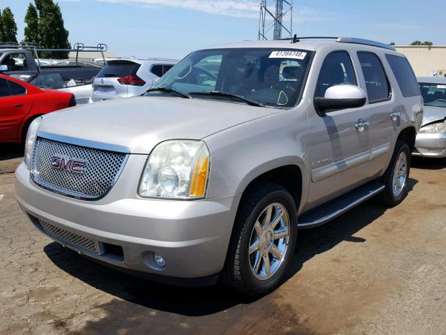 1GKFK63837J303064 - 2007 GMC YUKON DENA BEIGE photo 2