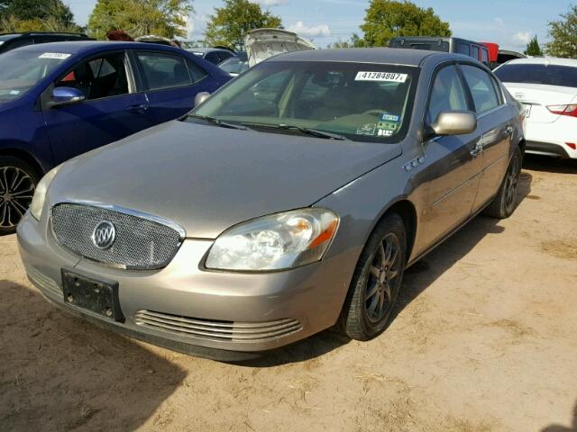 1G4HD57286U135817 - 2006 BUICK LUCERNE CX TAN photo 2