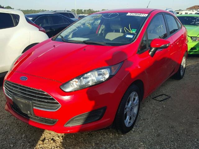 3FADP4BJ1EM110706 - 2014 FORD FIESTA RED photo 2