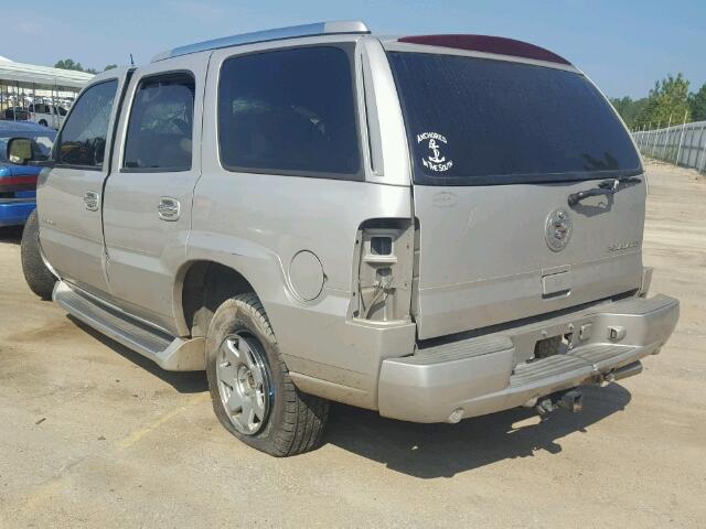 1GYEK63N54R263378 - 2004 CADILLAC ESCALADE L GOLD photo 3