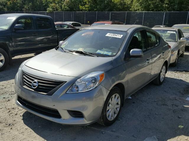 3N1CN7AP1EL834567 - 2014 NISSAN VERSA SILVER photo 2