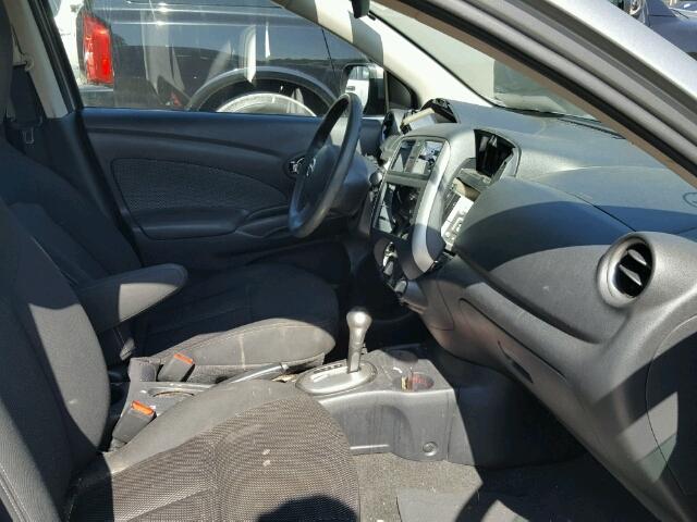 3N1CN7AP1EL834567 - 2014 NISSAN VERSA SILVER photo 5