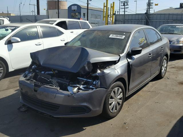 3VW2K7AJ2EM333966 - 2014 VOLKSWAGEN JETTA BASE 灰色 照片 2