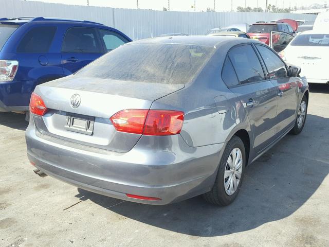3VW2K7AJ2EM333966 - 2014 VOLKSWAGEN JETTA BASE 灰色 照片 4