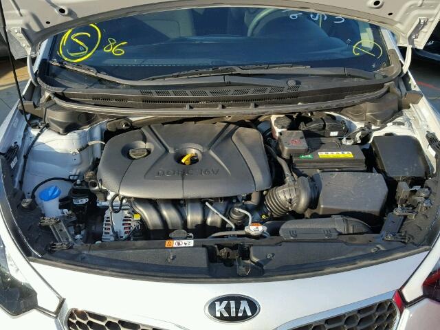 KNAFK4A66G5588155 - 2016 KIA FORTE SILVER photo 7