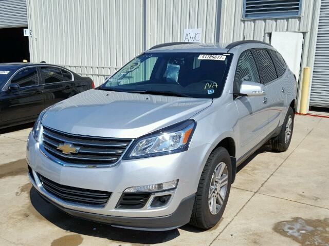 1GNKRHKD4GJ123812 - 2016 CHEVROLET TRAVERSE SILVER photo 2