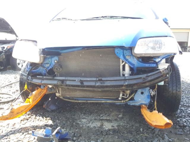 KL1TD66647B714591 - 2007 CHEVROLET AVEO BASE Niebieski zdjęcie 9