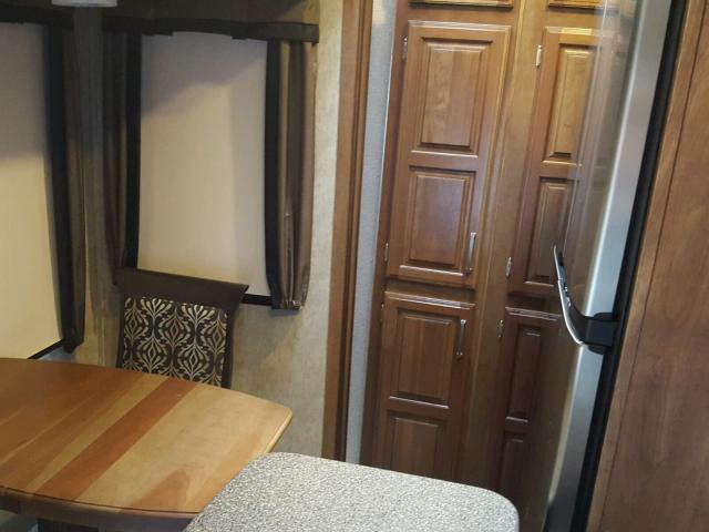 4YDF37126G4700681 - 2016 KEYSTONE MONTANA BROWN photo 5