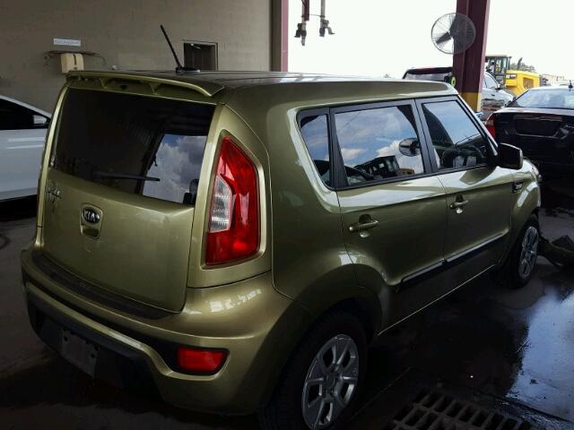 KNDJT2A57D7621718 - 2013 KIA SOUL GREEN photo 4