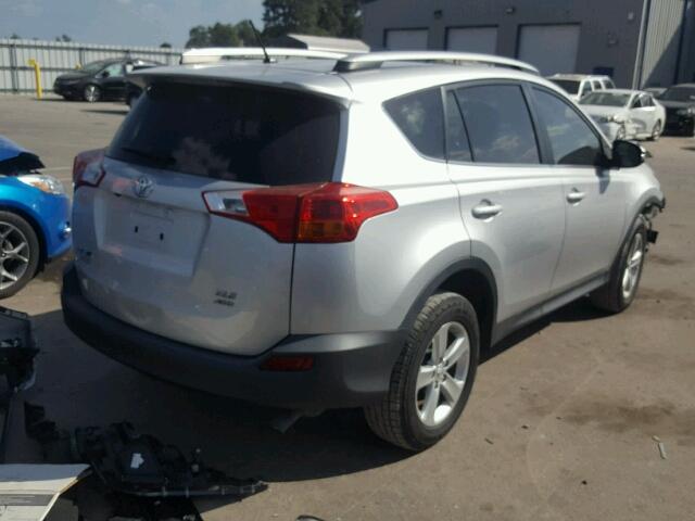 2T3RFREV2DW032979 - 2013 TOYOTA RAV4 XLE SILVER photo 4