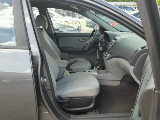 KMHDU46D38U494961 - 2008 HYUNDAI ELANTRA GL GRAY photo 5