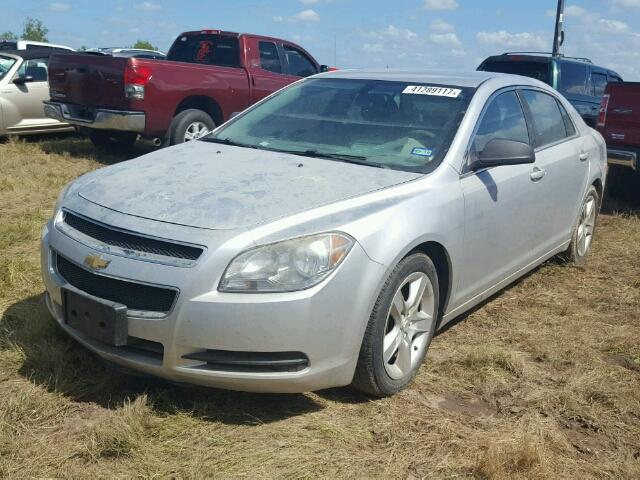 1G1ZB5EB8AF195331 - 2010 CHEVROLET MALIBU LS SILVER photo 2