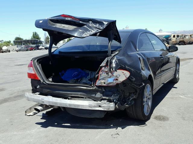 WDBTJ56H99F266839 - 2009 MERCEDES-BENZ CLK 350 BLACK photo 4