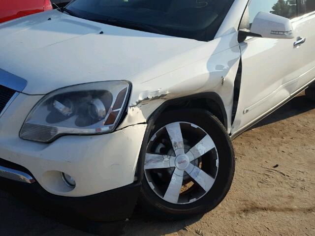 1GKLRMED4AJ137223 - 2010 GMC ACADIA WHITE photo 9