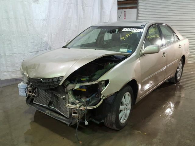 4T1BE30K74U819739 - 2004 TOYOTA CAMRY LE TAN photo 2