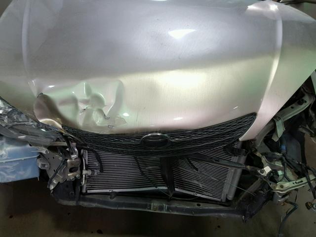 4T1BE30K74U819739 - 2004 TOYOTA CAMRY LE 棕色 照片 7