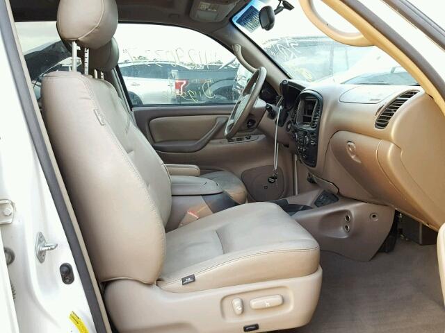 5TDZT38A76S272693 - 2006 TOYOTA SEQUOIA WHITE photo 5