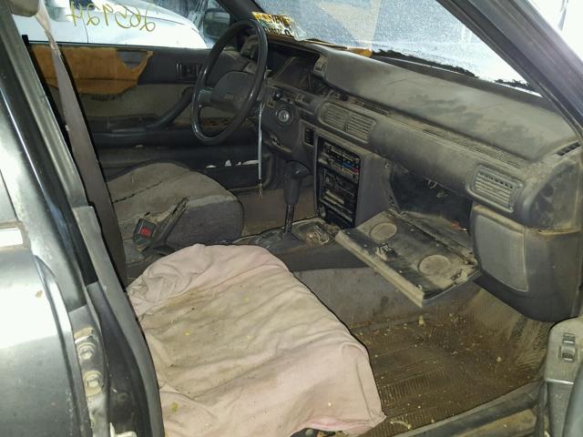 JT2SV21W4J0225668 - 1988 TOYOTA CAMRY DLX GRAY photo 5