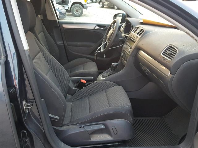 WVWDB7AJ2BW226570 - 2011 VOLKSWAGEN GOLF BLUE photo 5
